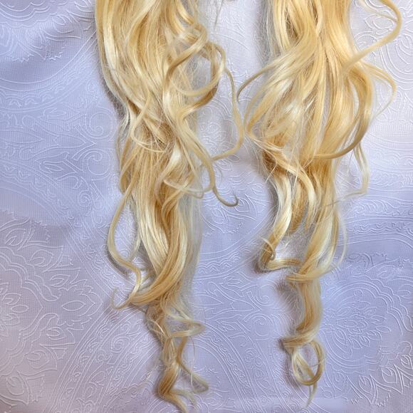 Long Golden Blonde Curly Wig Long Bangs Cosplay Costume - Picture 4 of 7